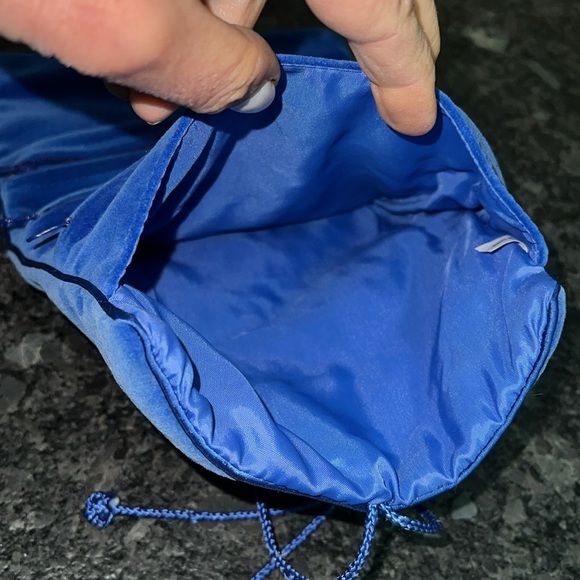 Blue Velvet Roll Travel Multi Component Jewelry Pouch - Picture 3 of 6